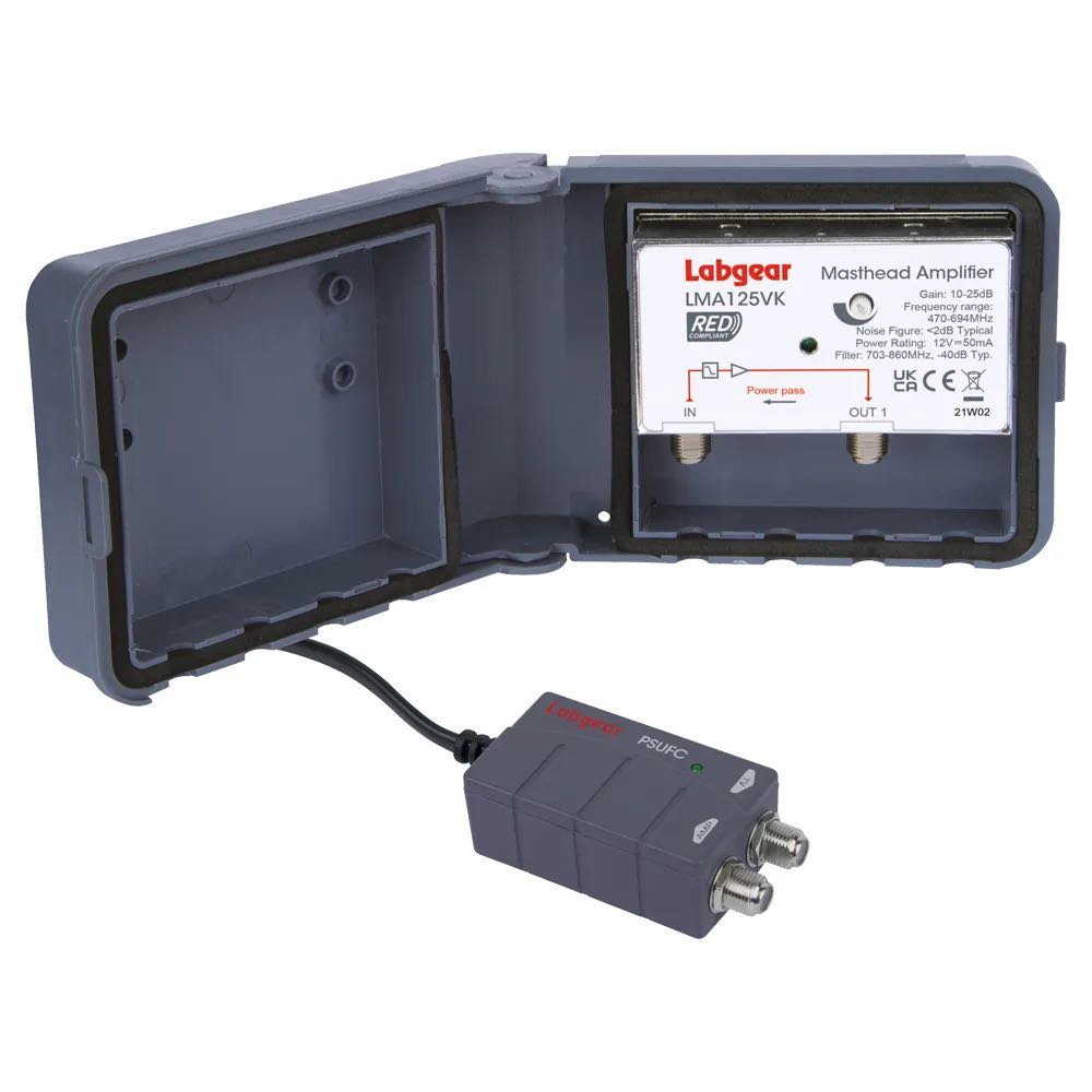 1-Way Masthead UHF Signal Booster Kit with PSU – Weatherproof Installation Kit