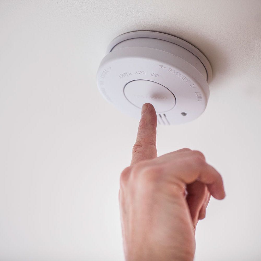 Smoke Alarm with Photoelectric Sensor & Hush Function