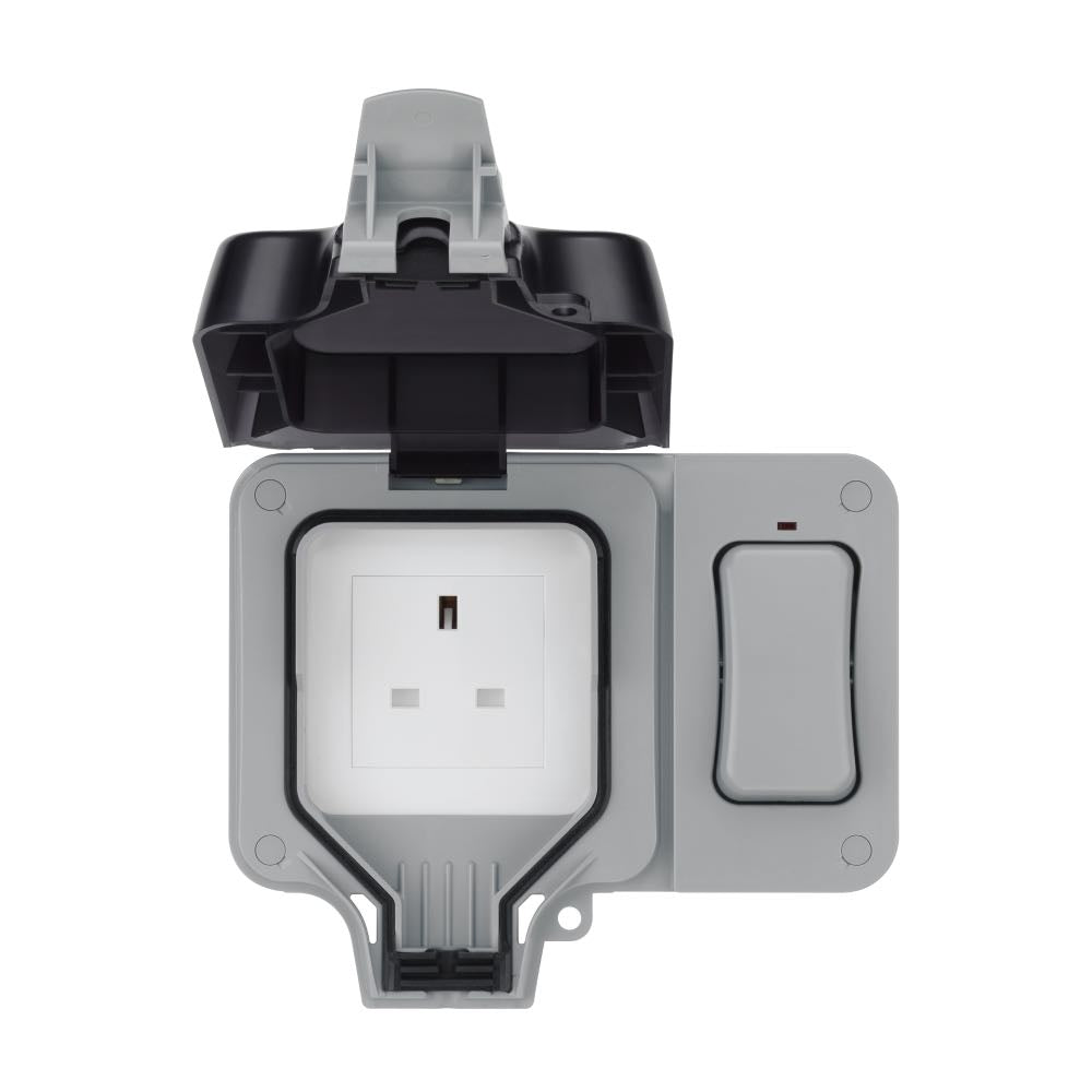 13A Outdoor IP66 Weatherproof Single Socket with External Switch