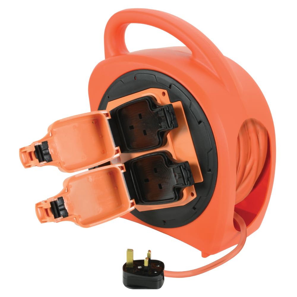 20m Weatherproof Garden Extension Reel with 2 Splashproof Sockets