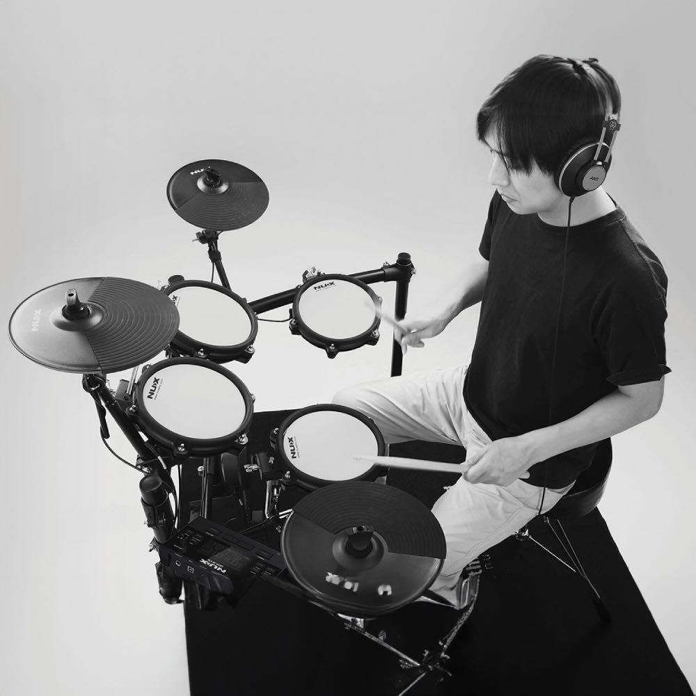 NUX DM-210 Digital Drum Kit with USB, MIDI, Bluetooth, Mesh Pads & Drum Coach